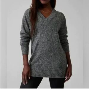 Athleta Vital V-Neck Tunic Gray Wool Cashmere Sweater Medium